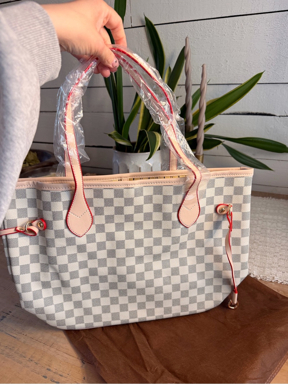 Ivory Checker Tote Bag with Red Trim